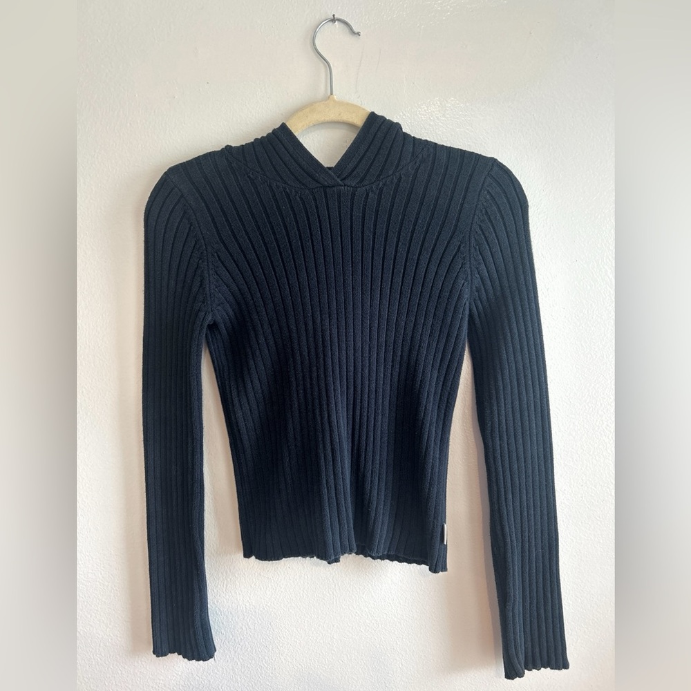 Abercrombie and Fitch fitted sweatshirt